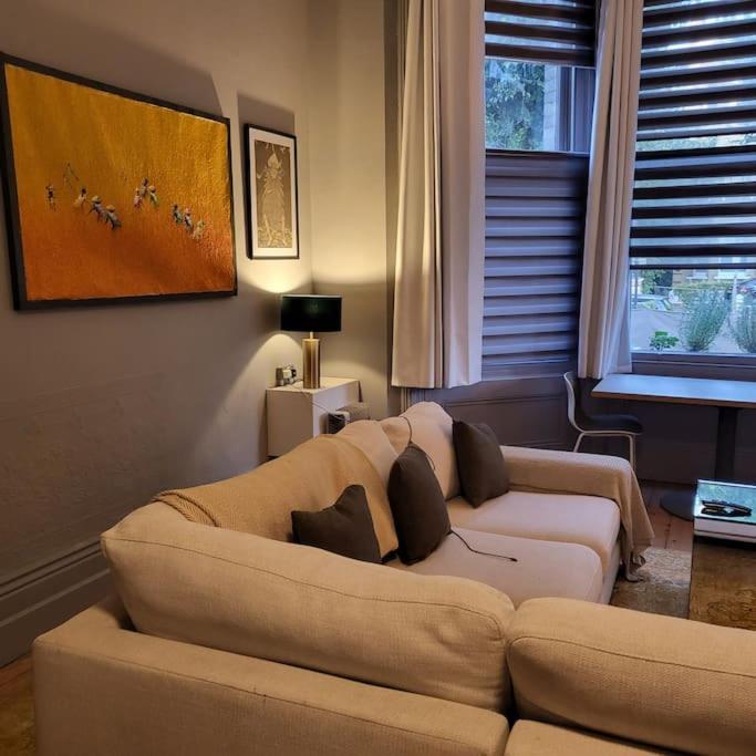 5 Luxury Spacious Loft - Prime Location - Comfortable Bed & Sofa Брайтонн Экстерьер фото