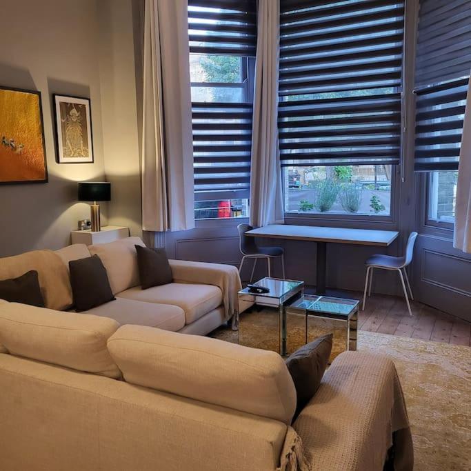 5 Luxury Spacious Loft - Prime Location - Comfortable Bed & Sofa Брайтонн Экстерьер фото